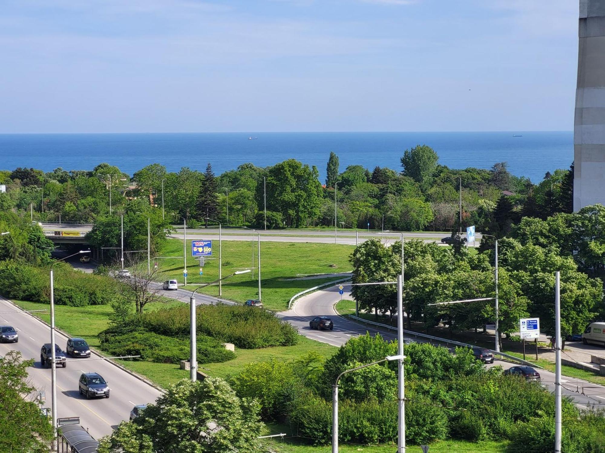 Апартаменти Sea View Luxury Варна
